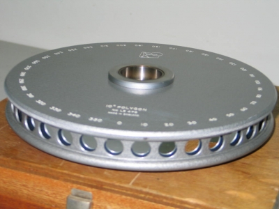 英国HILGER WATTS产36面正多面棱体（玻璃）.jpg