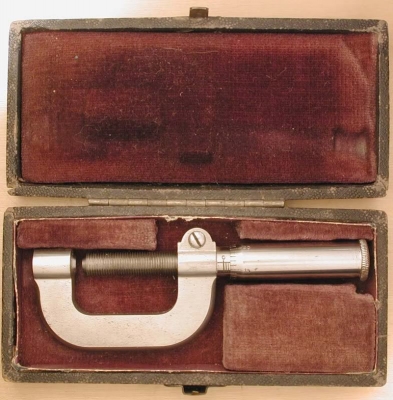 micrometer1.jpg